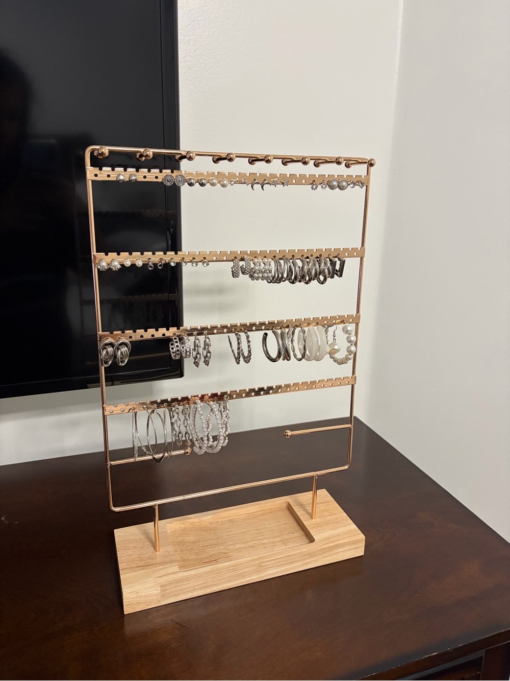 Earring Organizer with Wooden Base